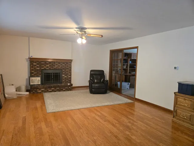 $395,000 | 5114 West Malibu Court, McHenry, IL 60050