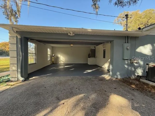 a view of empty room