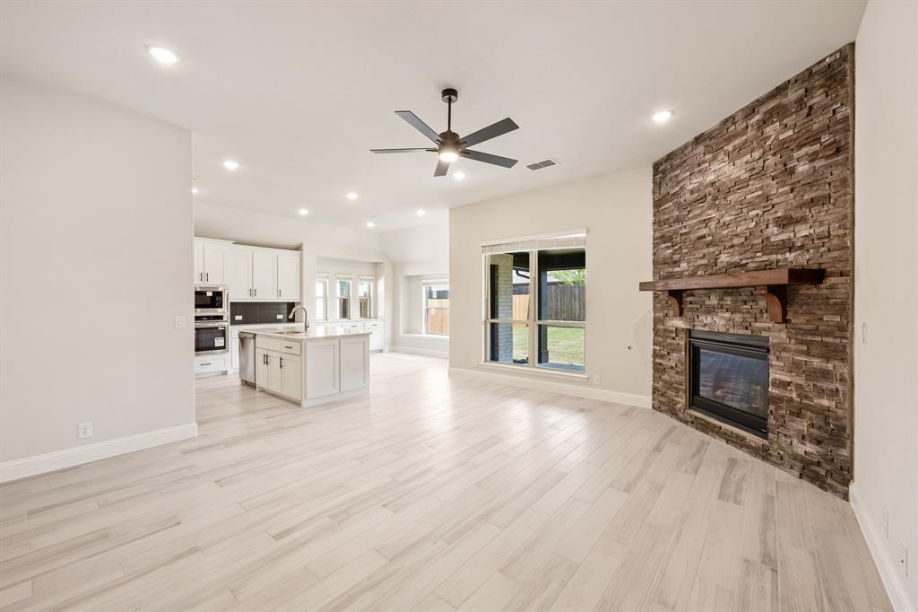 2018 Dundalk Lane Forney, TX 75126 - Photo 18 of 40