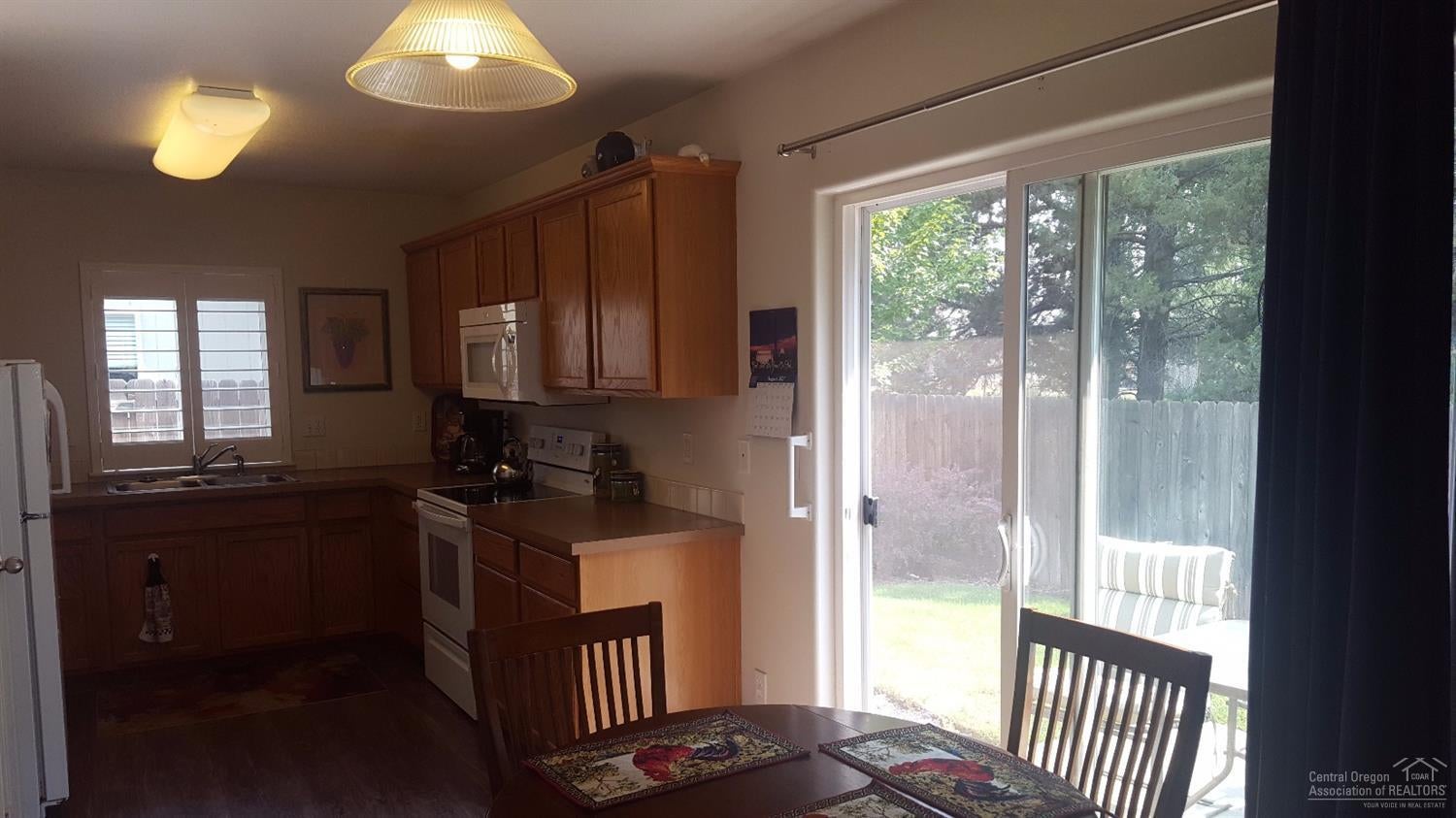 400 Southwest 28th Street Redmond, OR 97756 - Photo 5 of 8 Additional Photo