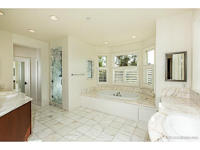 202 Gibson Point Solana Beach, CA 92075 - Photo 12 of 25
