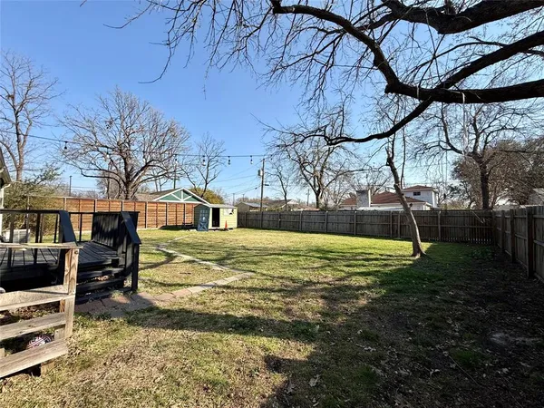 $2,200 | 1408 Lakeside Drive, Garland, TX 75042