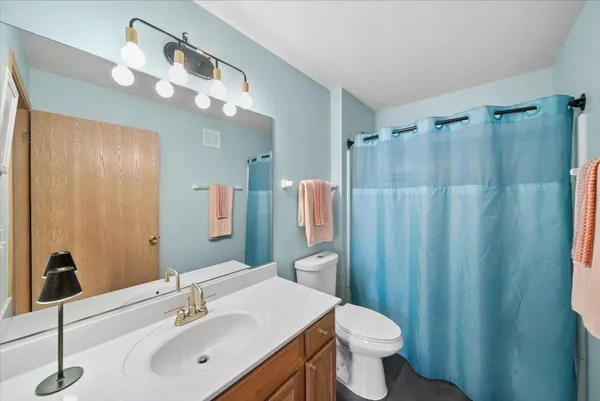 $222,000 | 1624 McClure Road, Unit 1624, Aurora, IL 60505