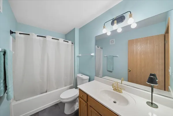 $222,000 | 1624 McClure Road, Unit 1624, Aurora, IL 60505