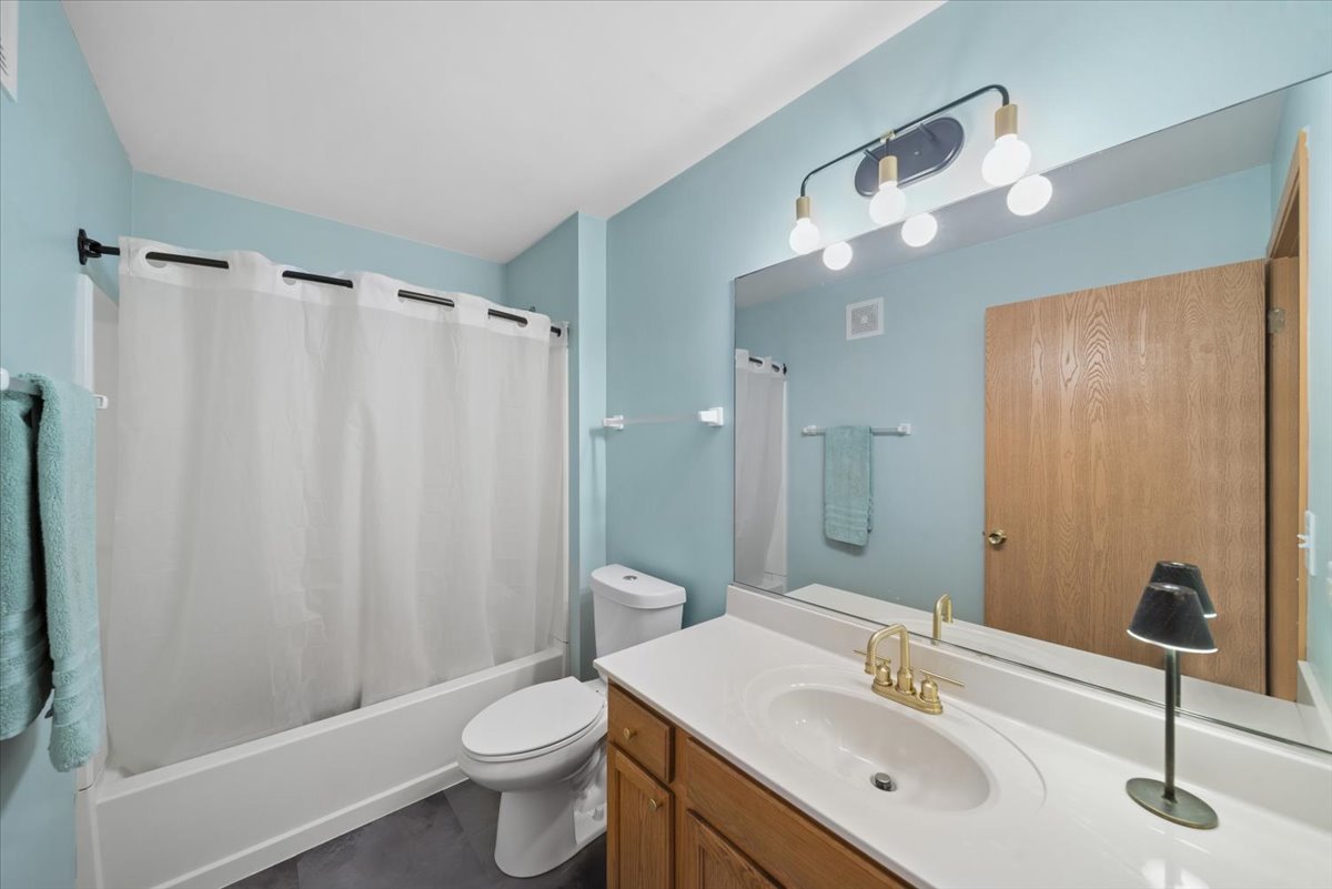 1624 McClure Road, Unit 1624 Aurora, IL 60505 - Photo 16 of 23