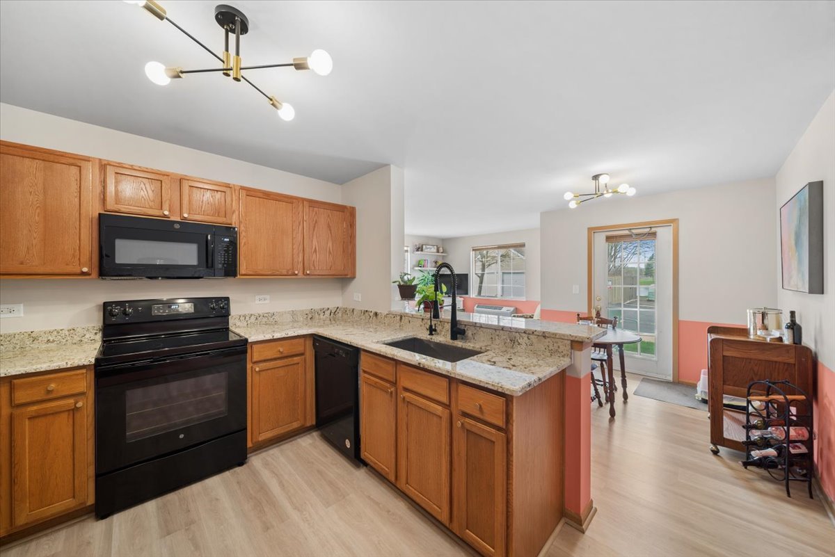 1624 McClure Road, Unit 1624 Aurora, IL 60505 - Photo 9 of 23