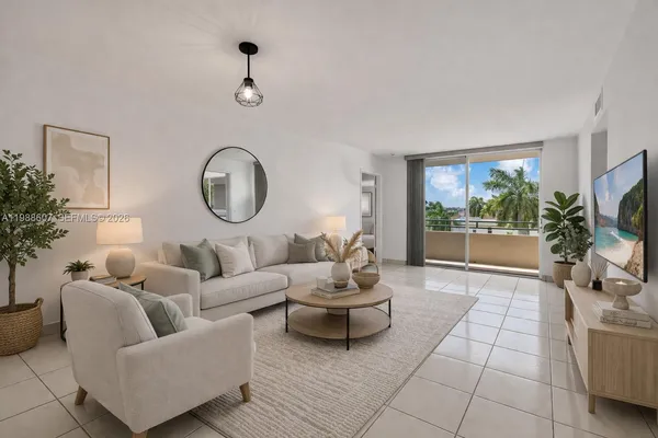 $293,500 | 8320 Northwest 8th Street, Unit 2414, Miami, FL 33126