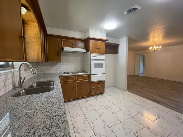 $269,900 | 601 North 38th Street, Corsicana, TX 75110