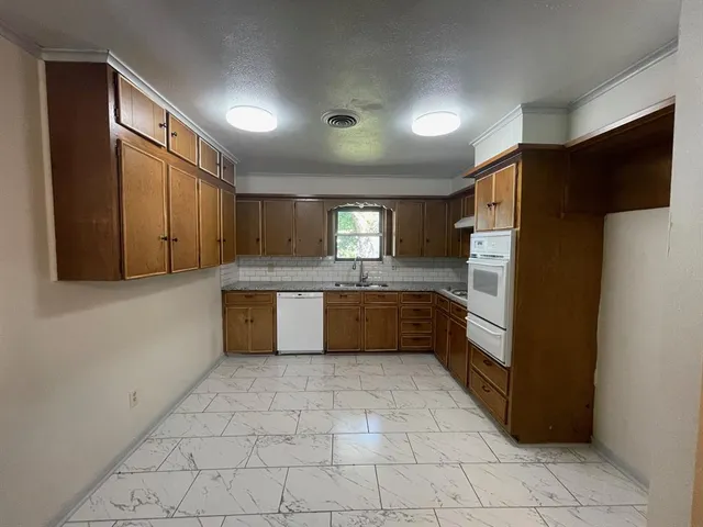 $269,900 | 601 North 38th Street, Corsicana, TX 75110