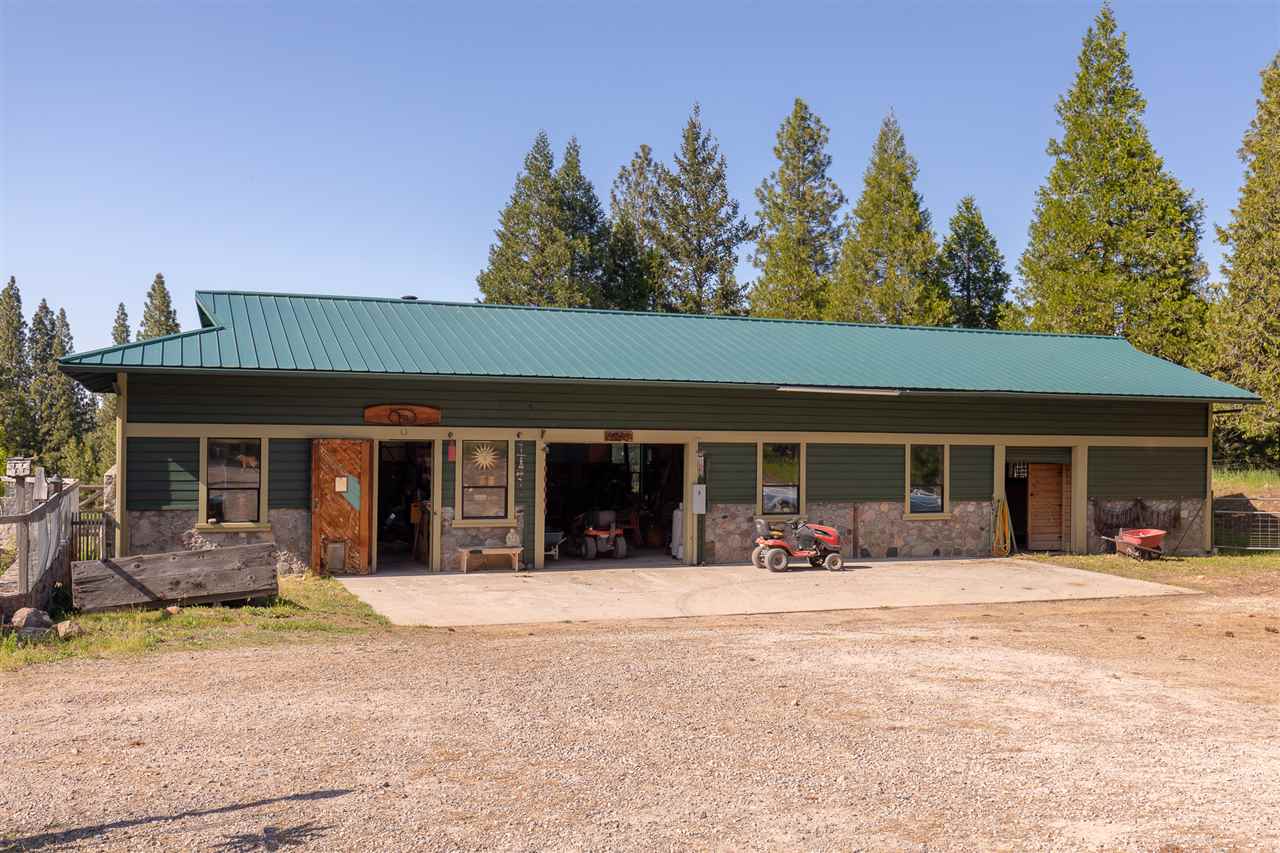 3835 Columbine Road Weed, CA 96094 - Photo 4 of 27 Gallery Image 4