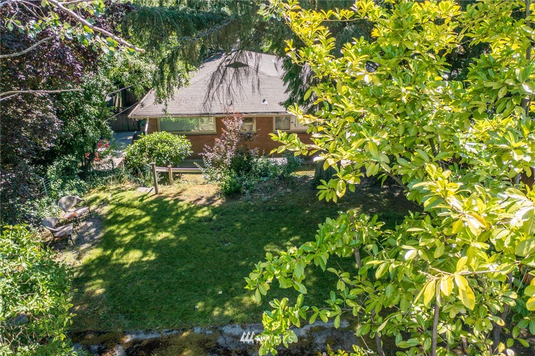 6557 35th Avenue Southwest Seattle, WA 98126 - Photo 7 of 7