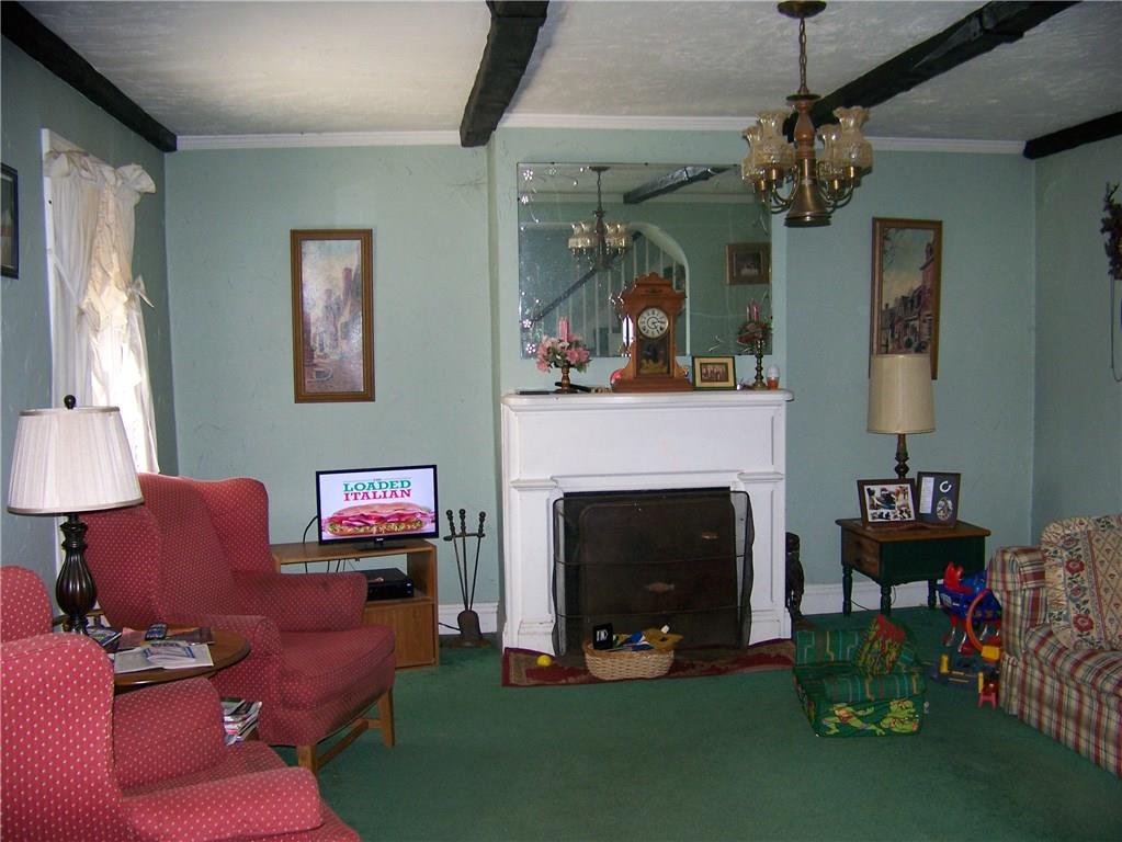 135 Cosky Lane Rochester, PA 15074 - Photo 7 of 23