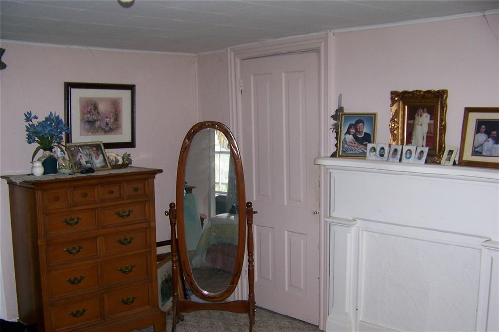 135 Cosky Lane Rochester, PA 15074 - Photo 10 of 23