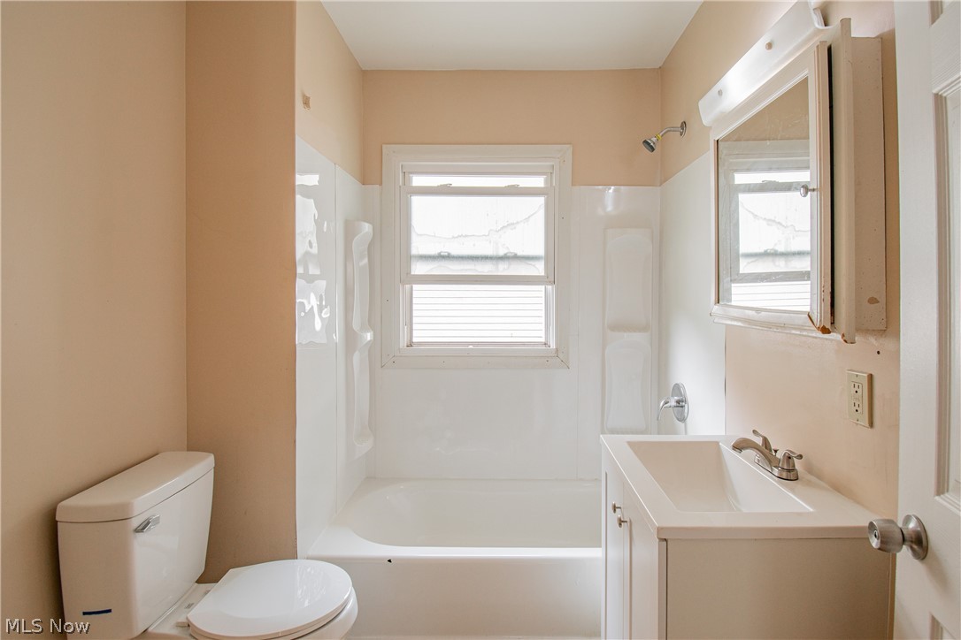 665 Thayer Street Akron, OH 44310 - Photo 24 of 38