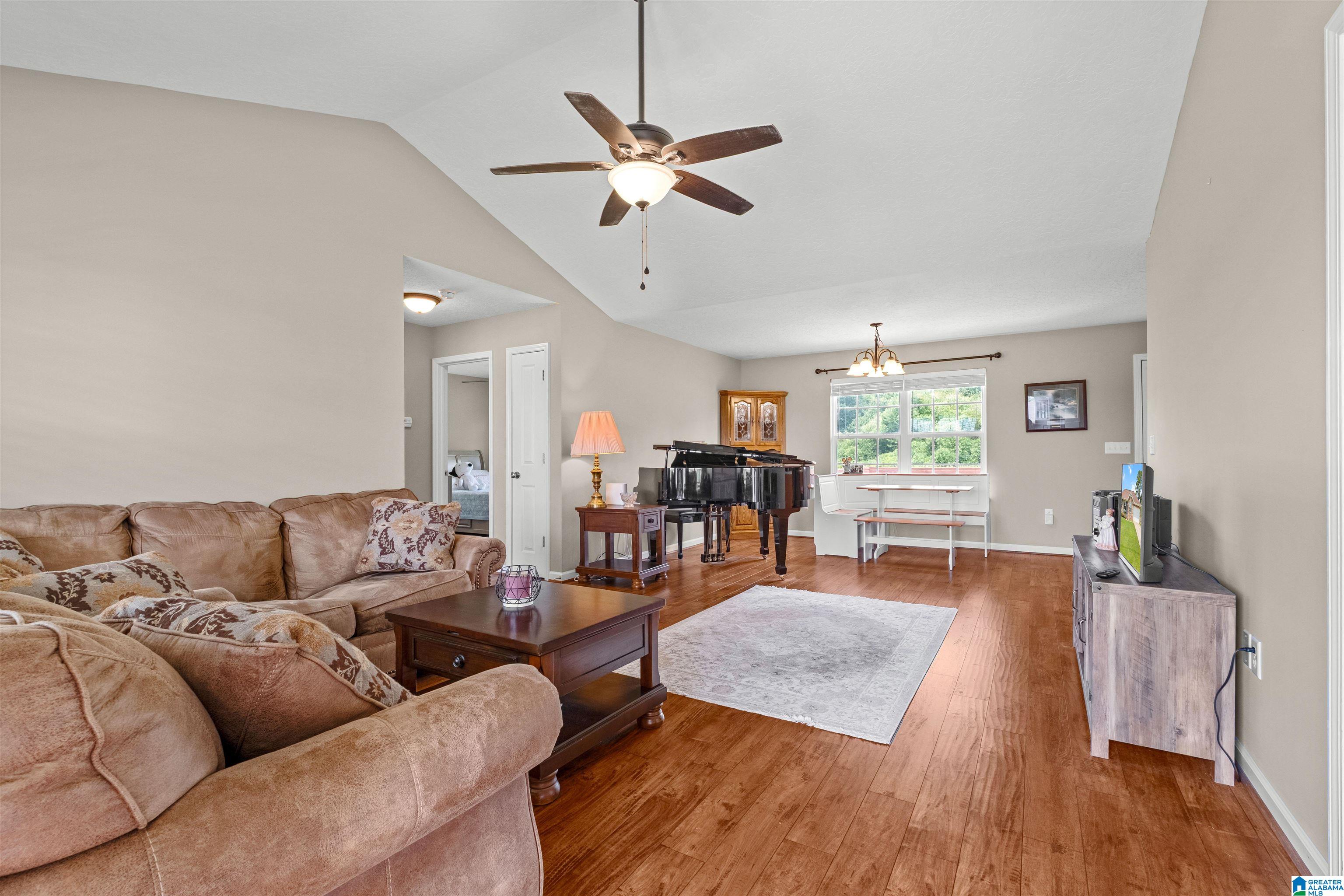 390 Bailey Road Weaver, AL 36277 - Photo 12 of 33