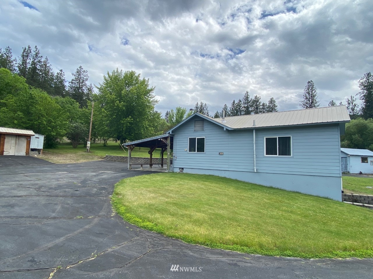 775 Customs Road Curlew, WA 99118 - Photo 5 of 40 Gallery Image 5