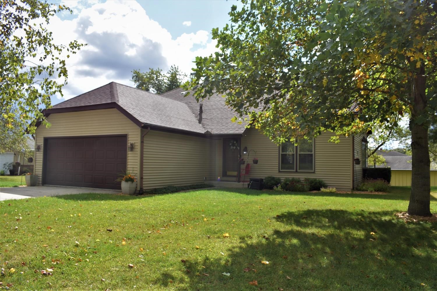 1542 Happy Valley Road Crown Point, IN 46307 - Photo 1 of 21 1500x1000