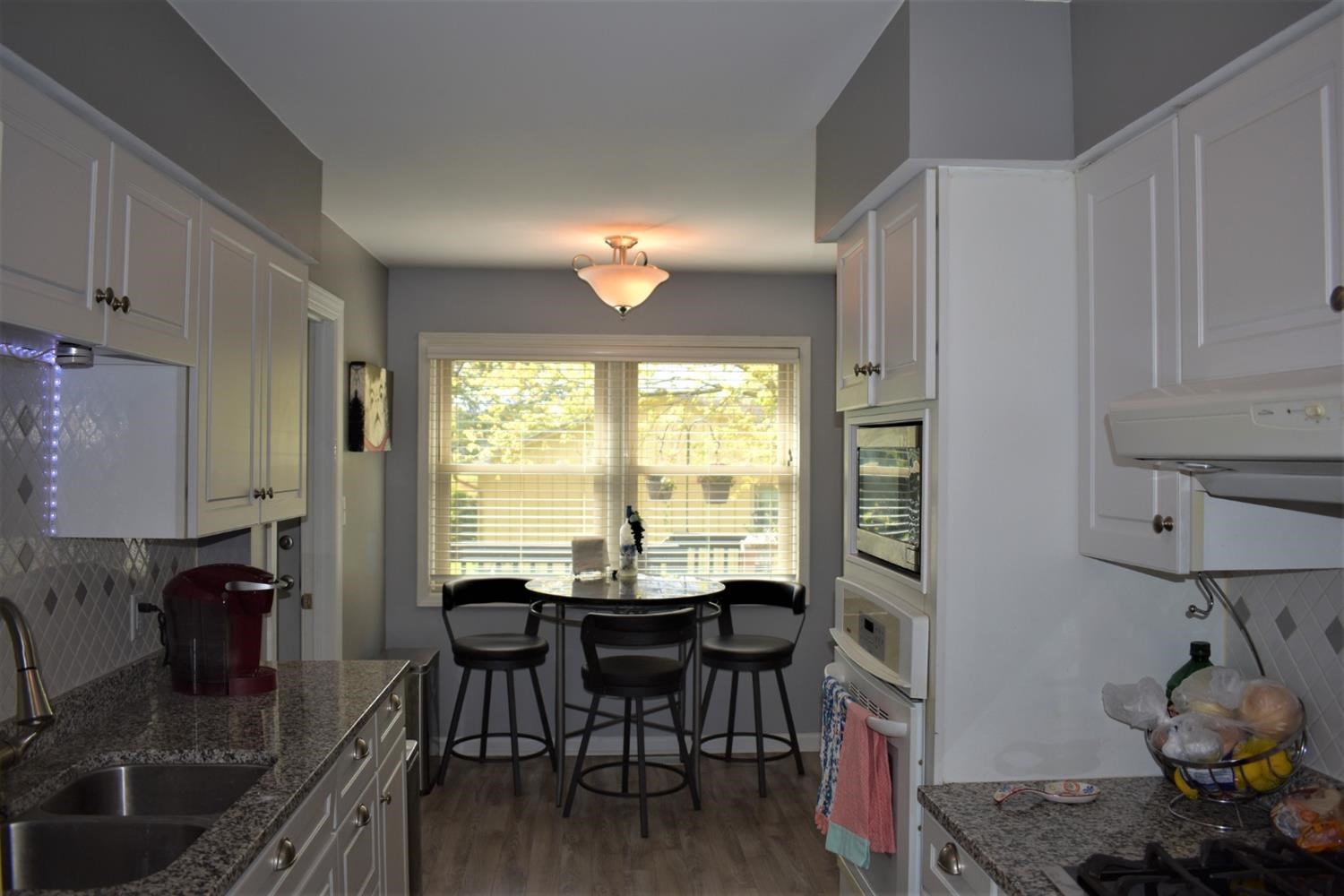 1542 Happy Valley Road Crown Point, IN 46307 - Photo 7 of 21 1500x1000