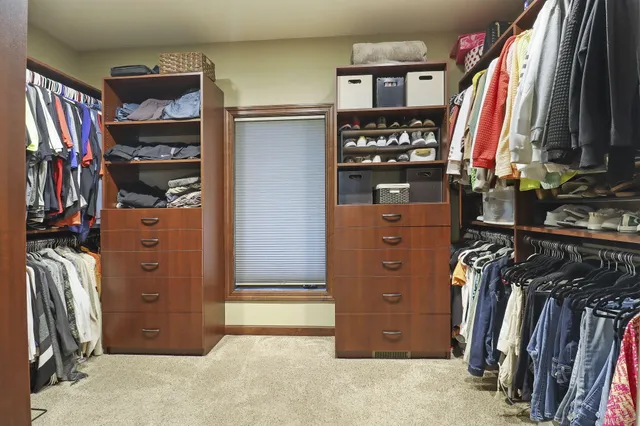 $1,150,000 | 11810 25th Court, Pleasant Prairie, WI 53158