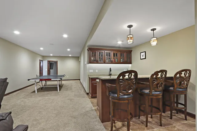 $1,150,000 | 11810 25th Court, Pleasant Prairie, WI 53158