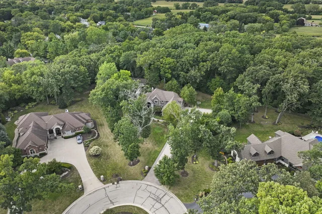 $1,150,000 | 11810 25th Court, Pleasant Prairie, WI 53158