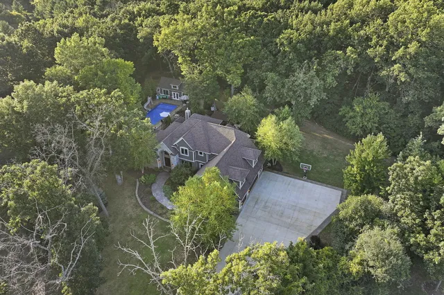 $1,150,000 | 11810 25th Court, Pleasant Prairie, WI 53158