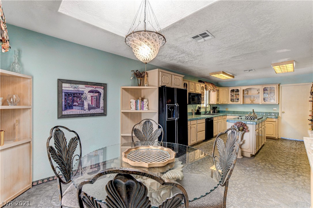 7545 Bermuda Road Las Vegas, NV 89123 - Photo 15 of 37 Gallery Image 15
