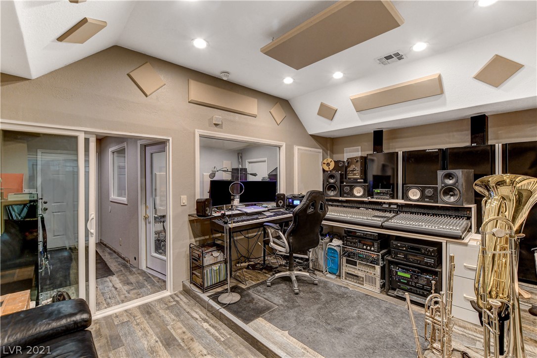 7545 Bermuda Road Las Vegas, NV 89123 - Photo 33 of 37 Gallery Image 33