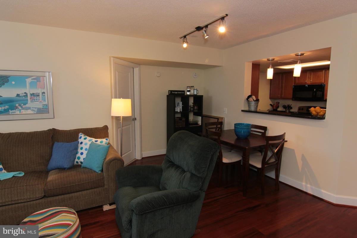 11800 Sunset Hills Road, Unit 813 Reston, VA 20190 - Photo 11 of 28 Dining Room