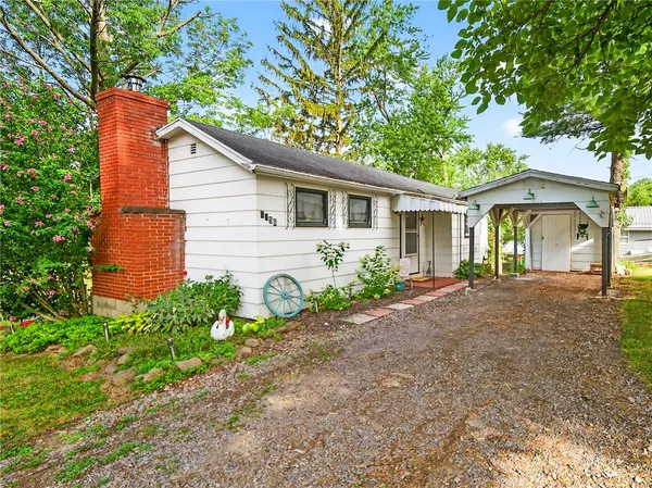 $174,900 | 2056 Eagle Harbor Road, Carlton, NY 14571