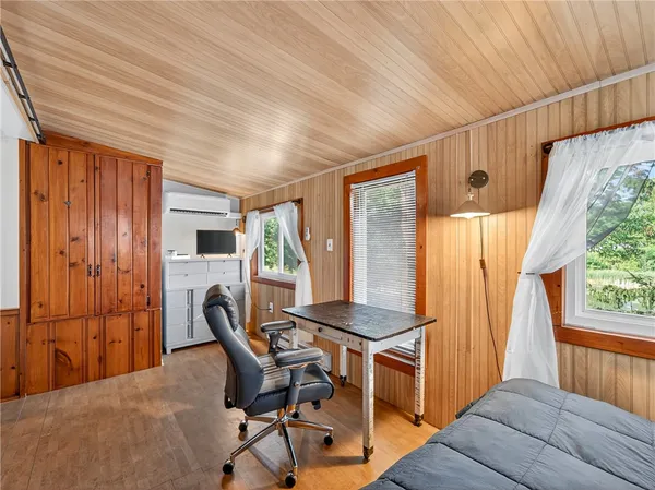 $174,900 | 2056 Eagle Harbor Road, Carlton, NY 14571