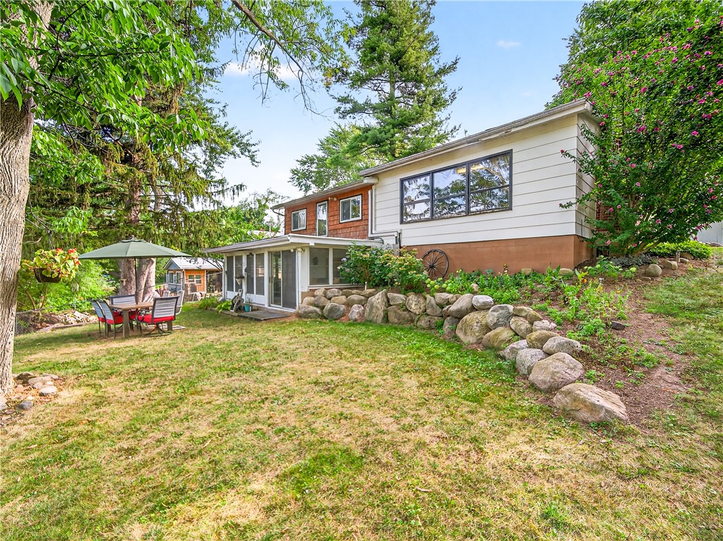 2056 Eagle Harbor Road Carlton, NY 14571 - Photo 5 of 48