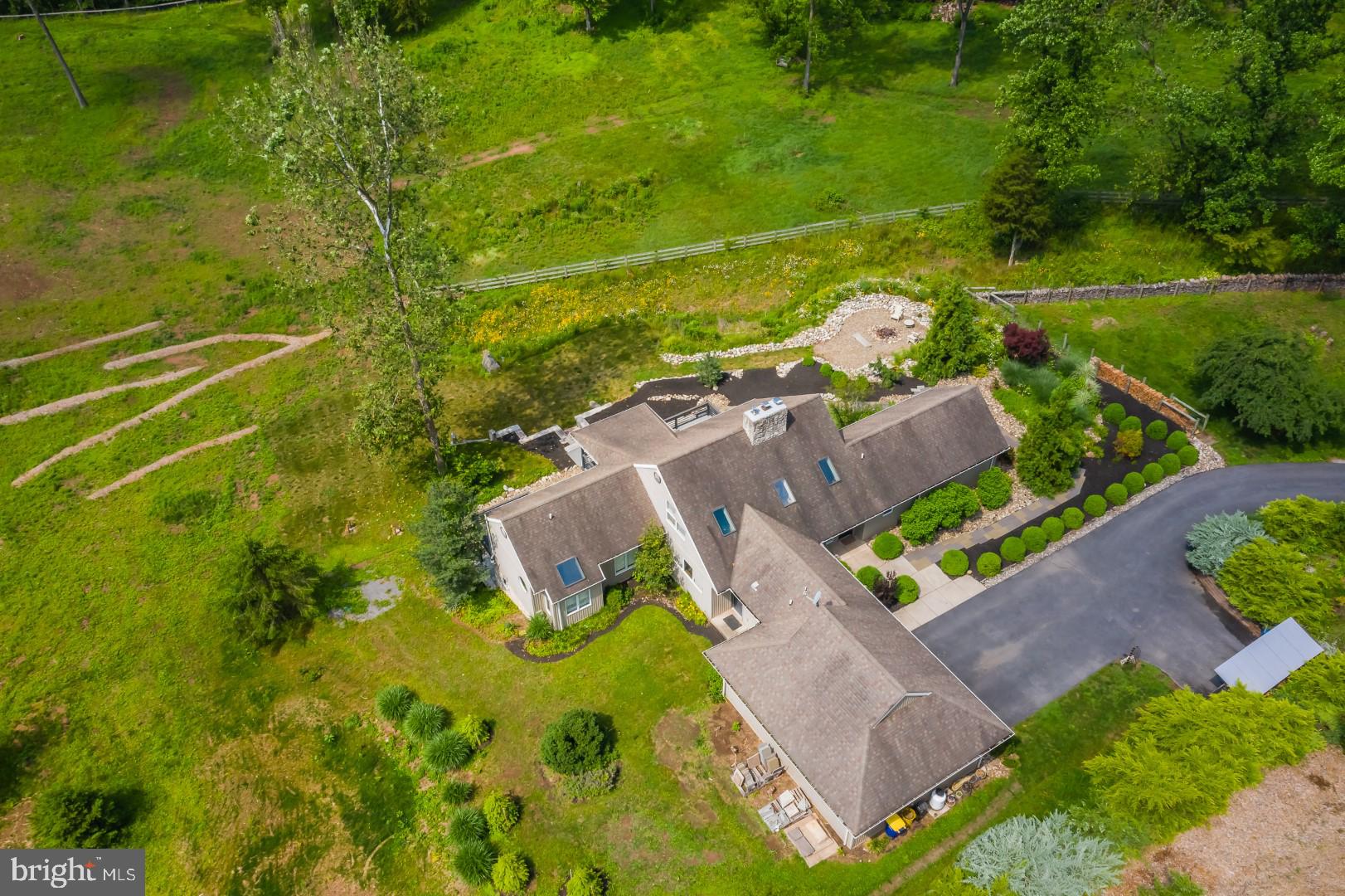 423 Old Stage Road Lewisberry, PA 17339 - Photo 6 of 56