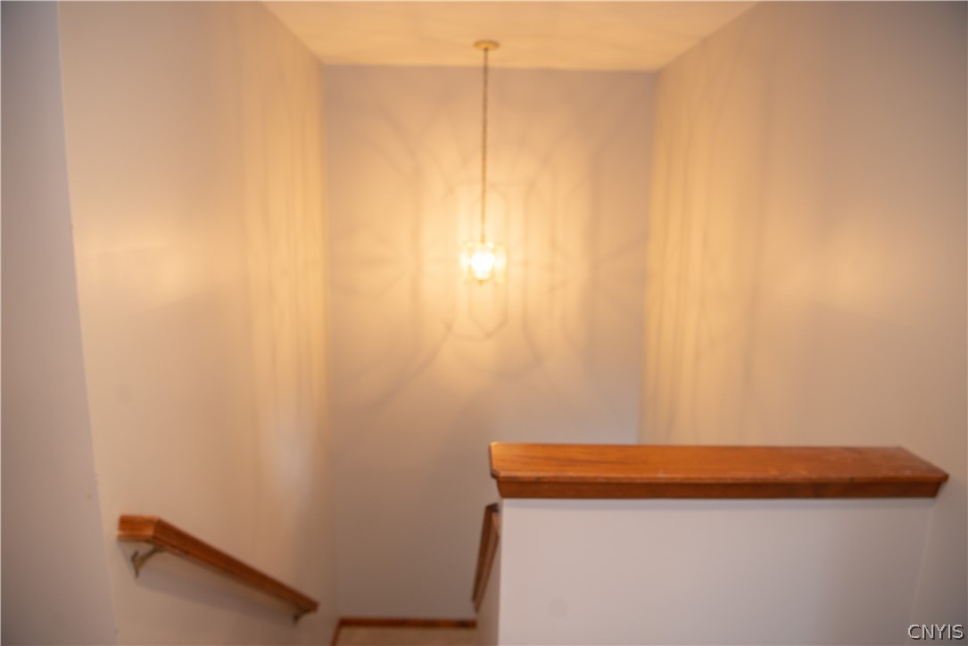 199 Lookout Circle Camillus, NY 13209 - Photo 17 of 37