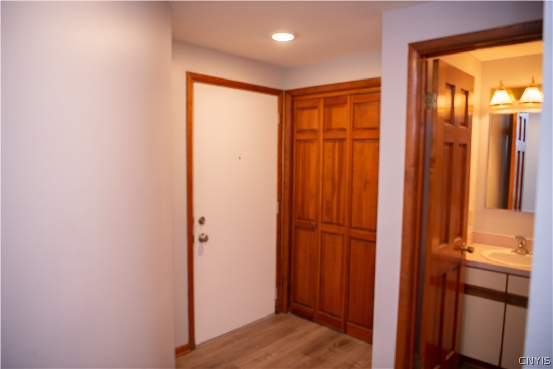 199 Lookout Circle Camillus, NY 13209 - Photo 33 of 37