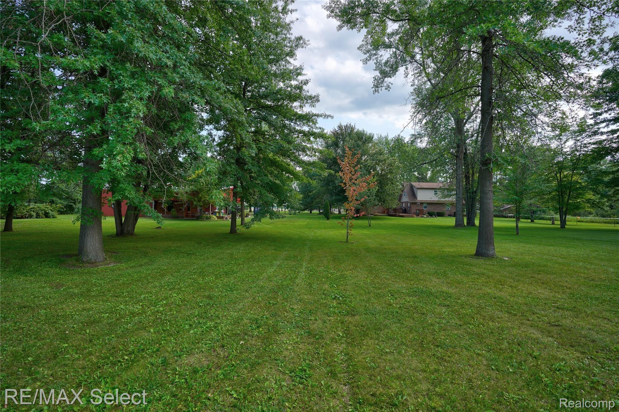 6182 West Willard Road Birch Run, MI 48415 - Photo 48 of 84 6182 Willard Road 040.jpg