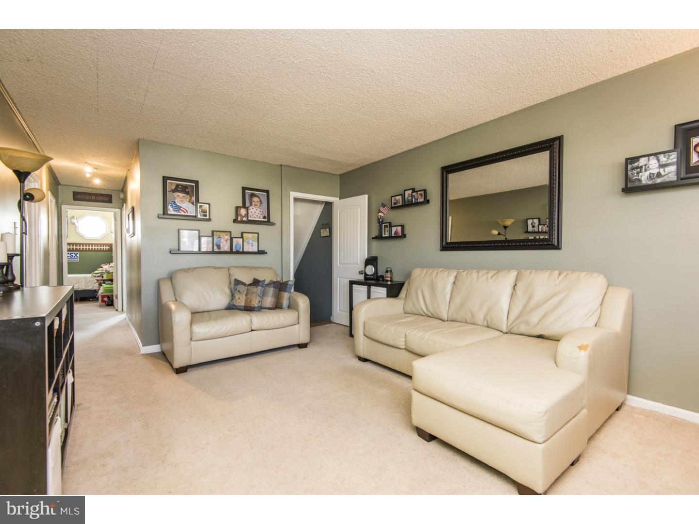 307 Darby Road Ridley Park, PA 19078 - Photo 2 of 25 Living Room