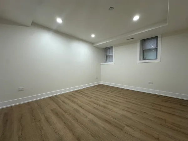$3,000 | 4338 North Clarendon Avenue, Unit GN, Chicago, IL 60613