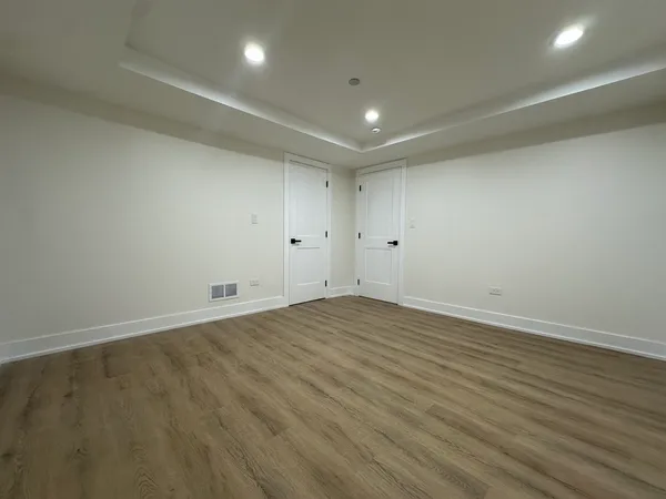 $3,000 | 4338 North Clarendon Avenue, Unit GN, Chicago, IL 60613