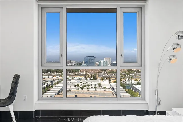 $3,349,888 | 8154 Scholarship, Irvine, CA 92612