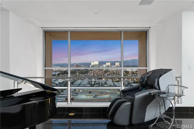 $3,349,888 | 8154 Scholarship, Irvine, CA 92612