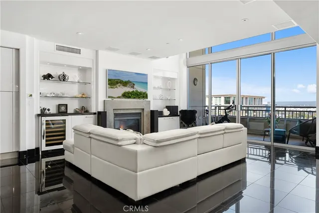 $3,349,888 | 8154 Scholarship, Irvine, CA 92612