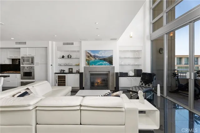 $3,349,888 | 8154 Scholarship, Irvine, CA 92612