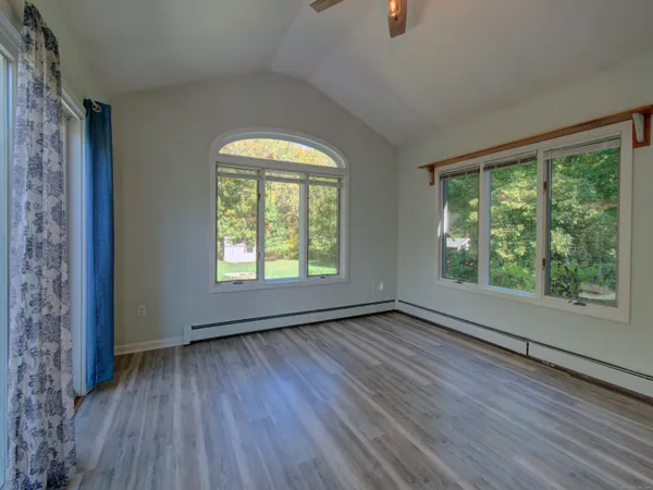 $2,500 | 24 Larchmont Terrace, Groton, CT 06355