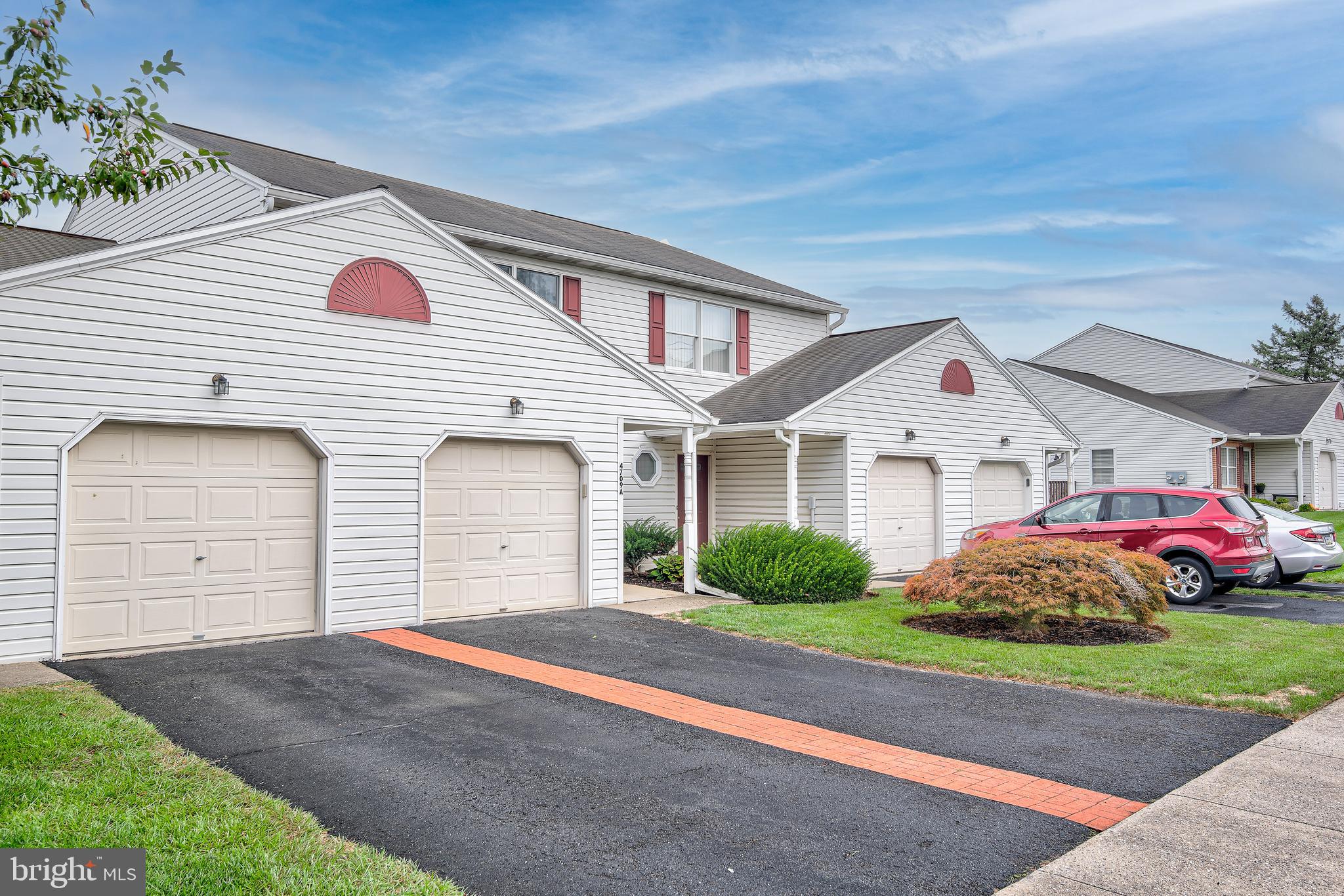 4709A Charles Road Mechanicsburg, PA 17050 - Photo 4 of 33 Gallery Image 4