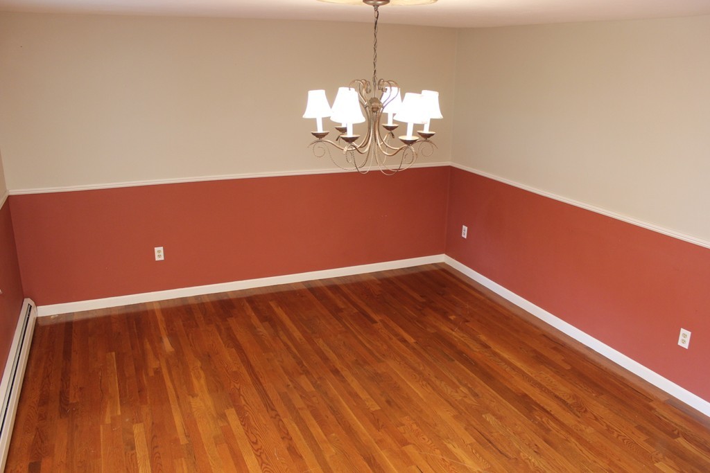 11 Bunker Hill Road Shrewsbury, MA 01545 - Photo 8 of 23 Gallery Image 8