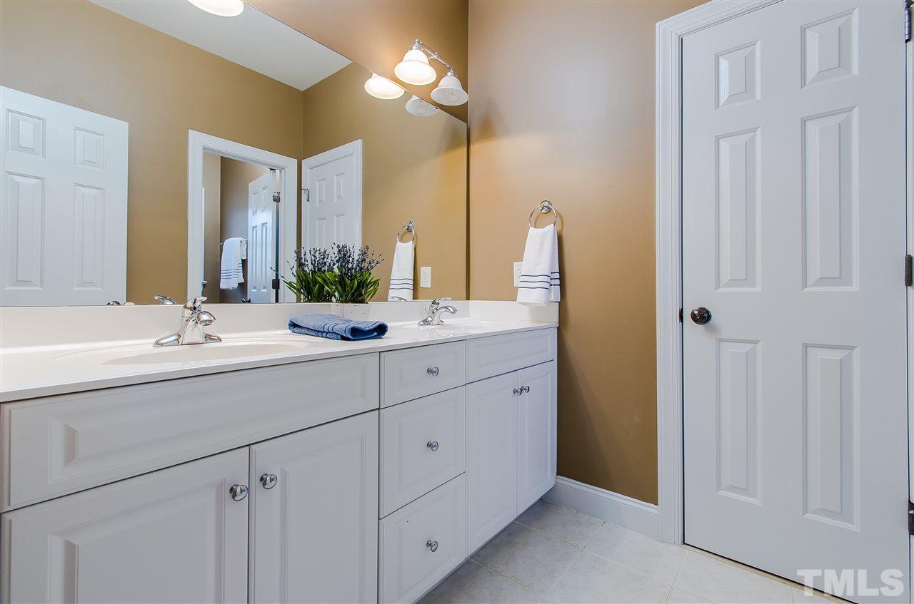 1704 Stannard Trail Raleigh, NC 27612 - Photo 18 of 25 Gallery Image 18