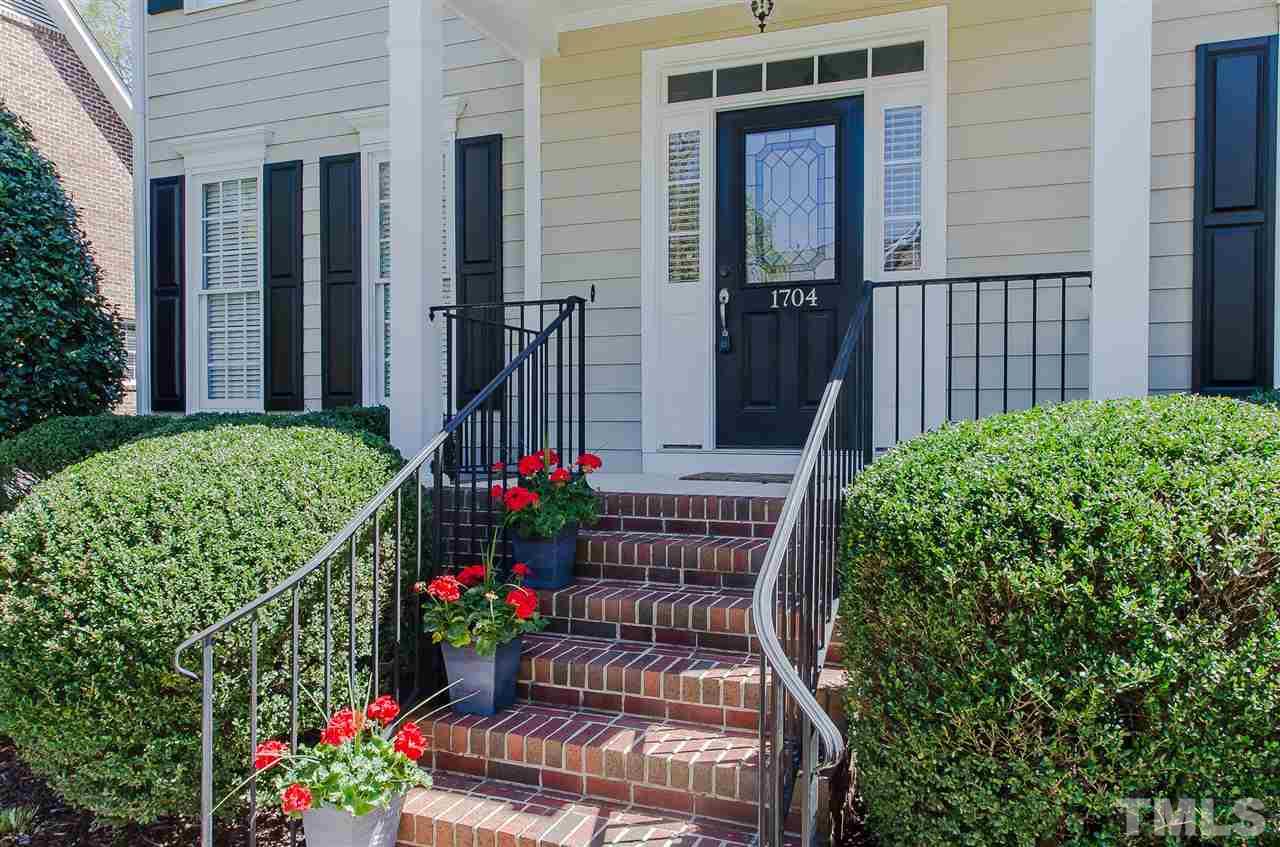 1704 Stannard Trail Raleigh, NC 27612 - Photo 3 of 25 Gallery Image 3