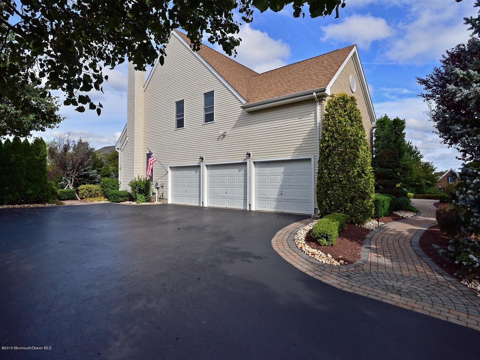 47 Gallant Fox Road Tinton Falls, NJ 07724 - Photo 26 of 34 3 Car Garage