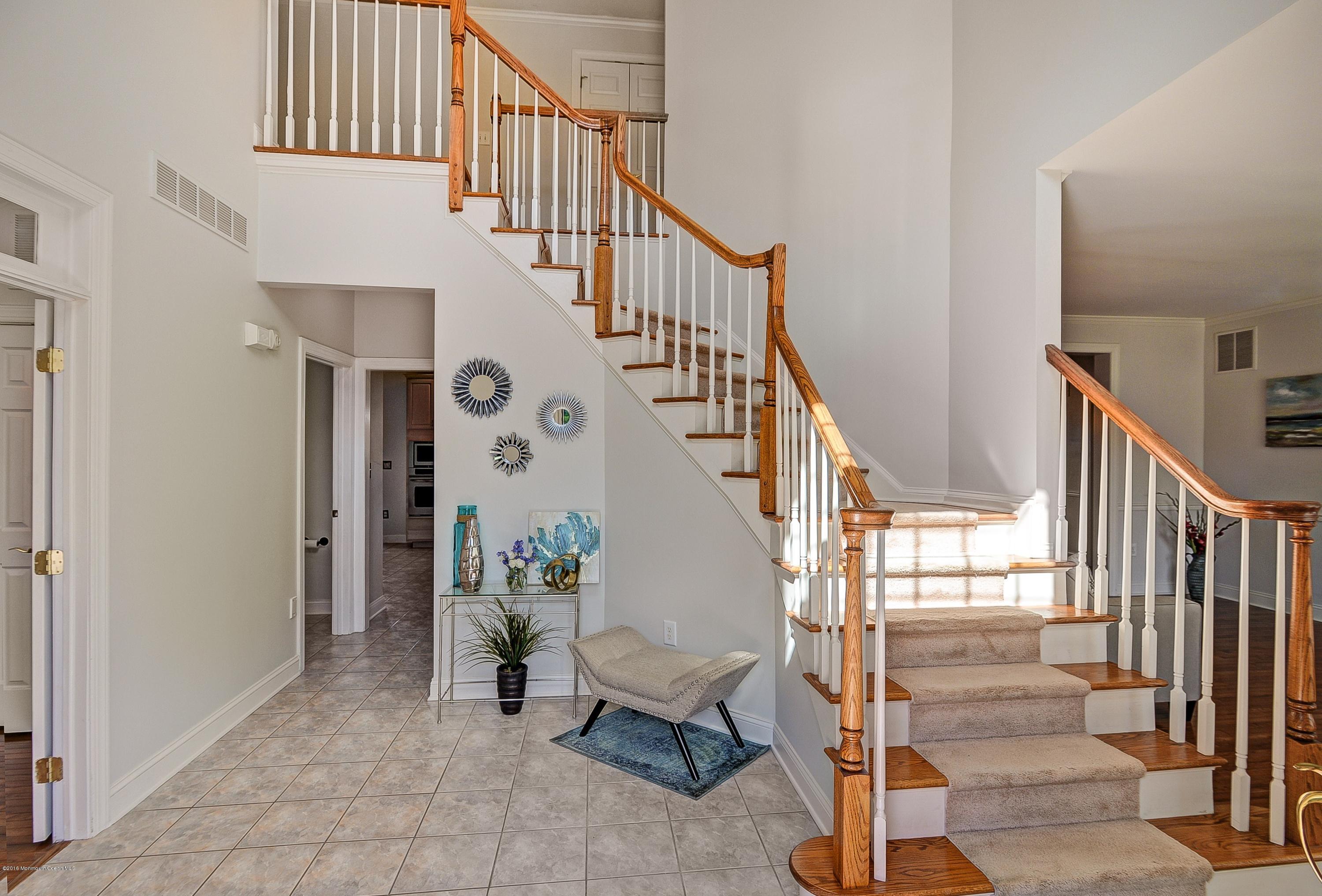 47 Gallant Fox Road Tinton Falls, NJ 07724 - Photo 3 of 34 Foyer